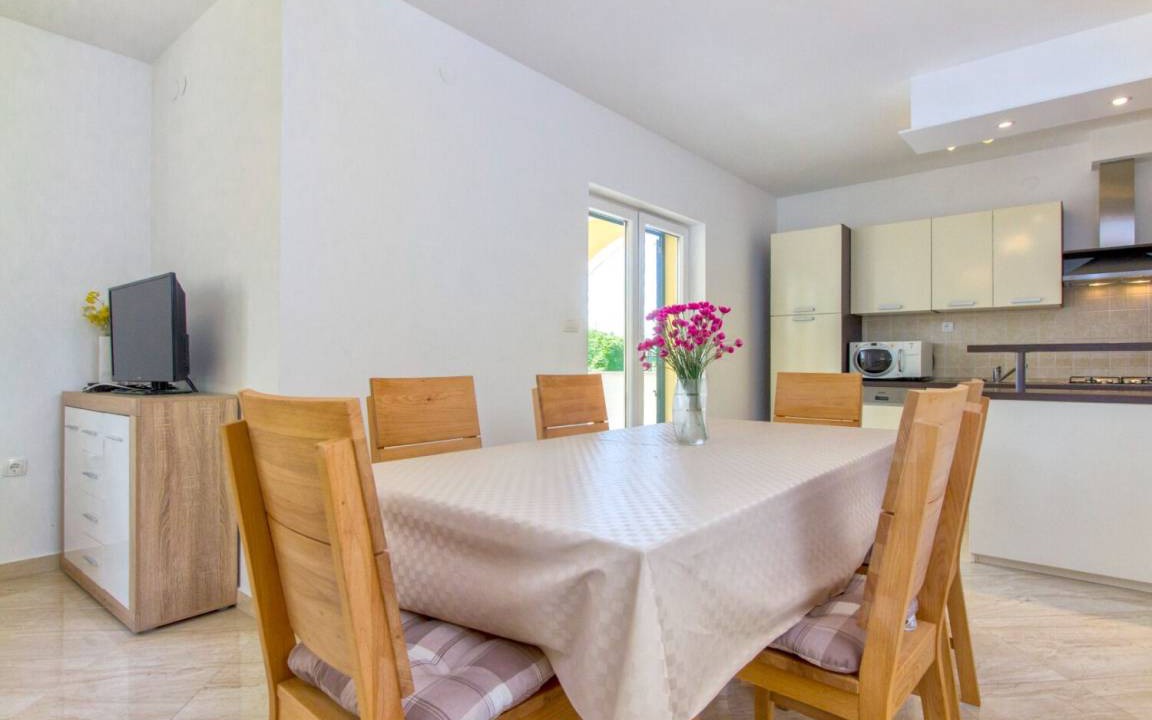 Photo of Kitchen in Bristane
