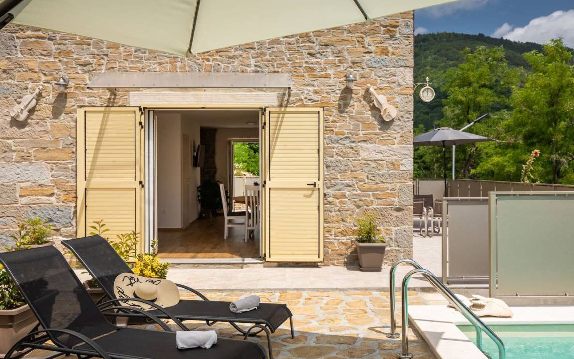 Photo of Patio Balcony in Livade