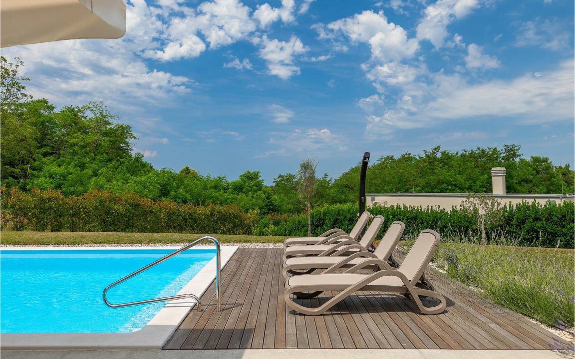 Photo of Outdoor in Lasici