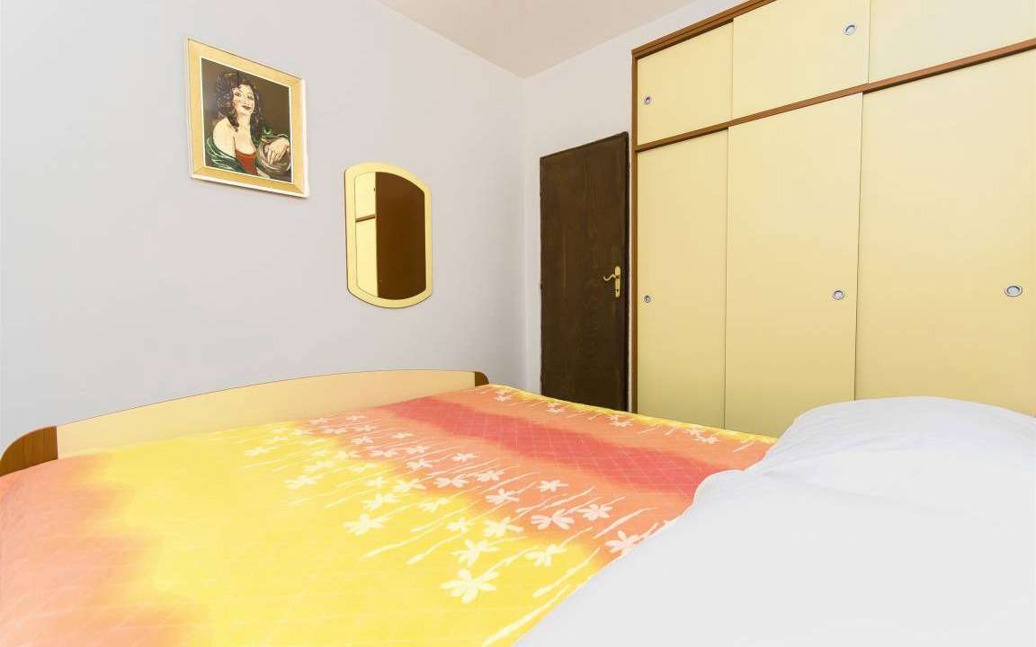 Photo of Bedroom in Tribunj
