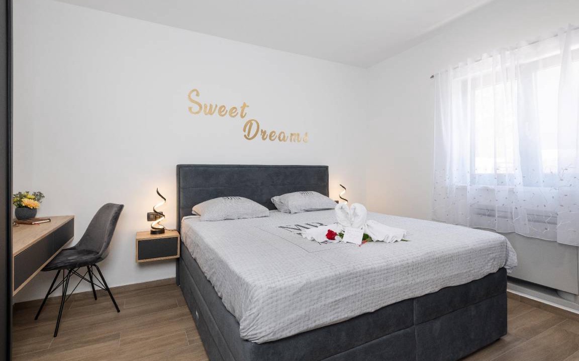 Photo of Others in Zupanici