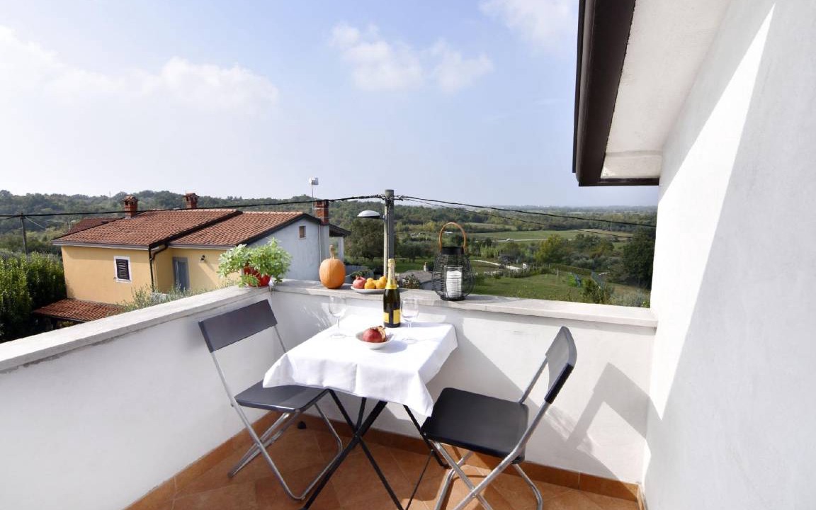 Photo of Patio Balcony in Vardica