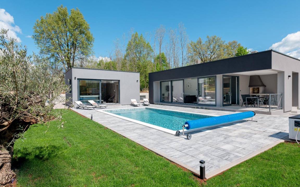 Photo of Others in Zupanici