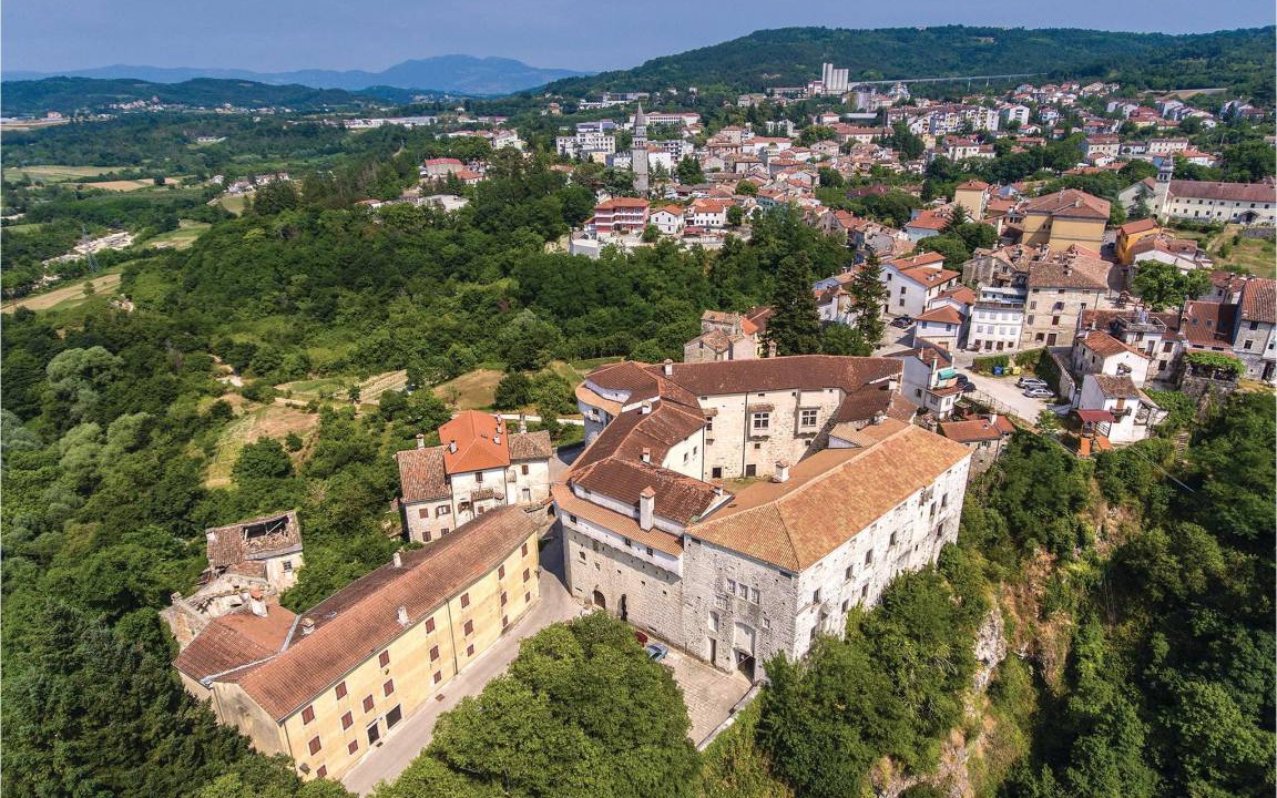 Photo of Others in Heki