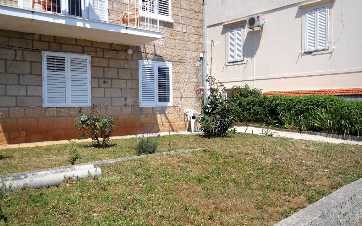 Photo of Others in Ploce