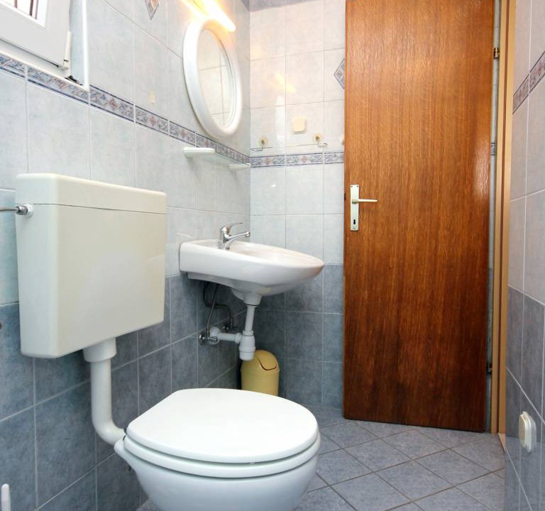Photo of Bathroom in Lukoran
