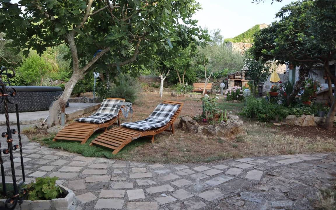 Photo of Others in Sutomiscica