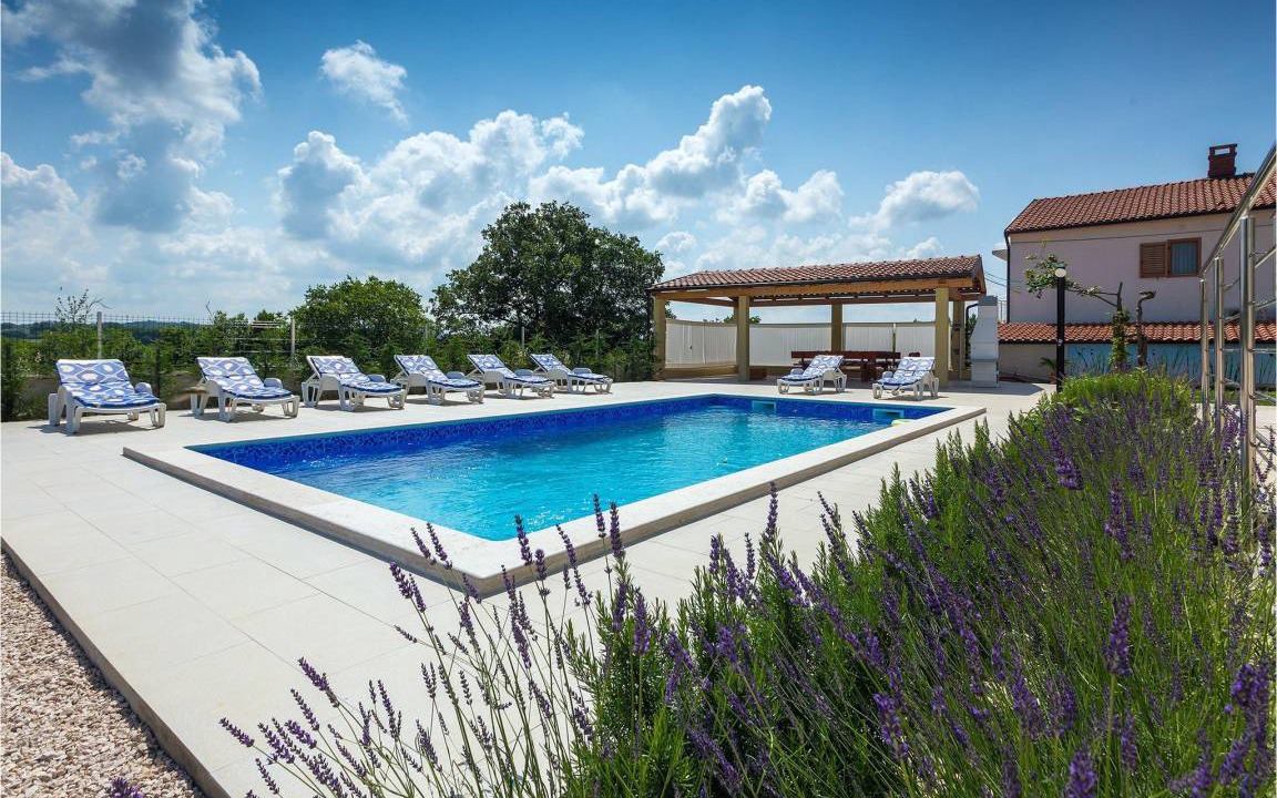 Photo of Outdoor in Brnobici