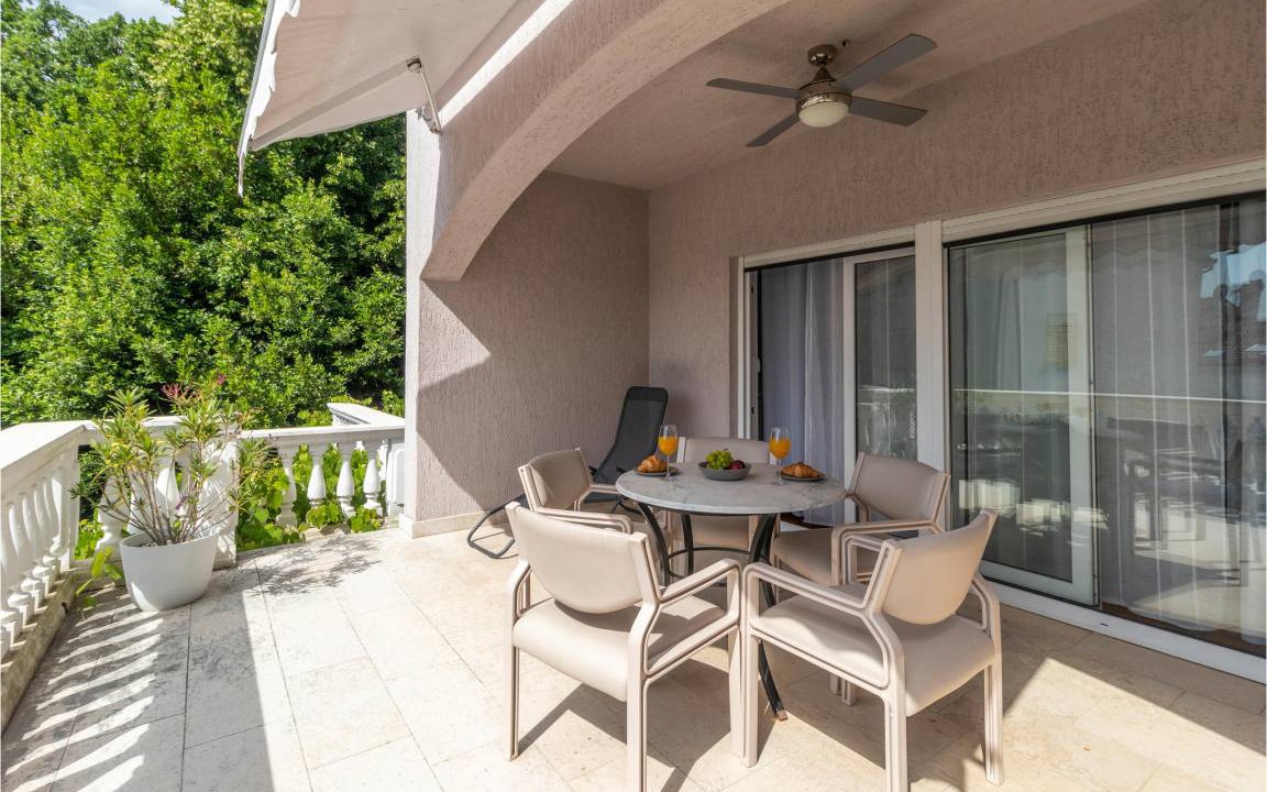 Photo of Patio Balcony in Mihotici