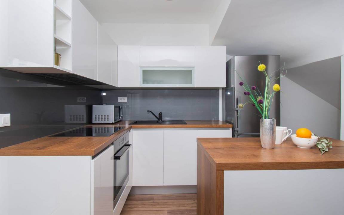 Photo of Others in Srima