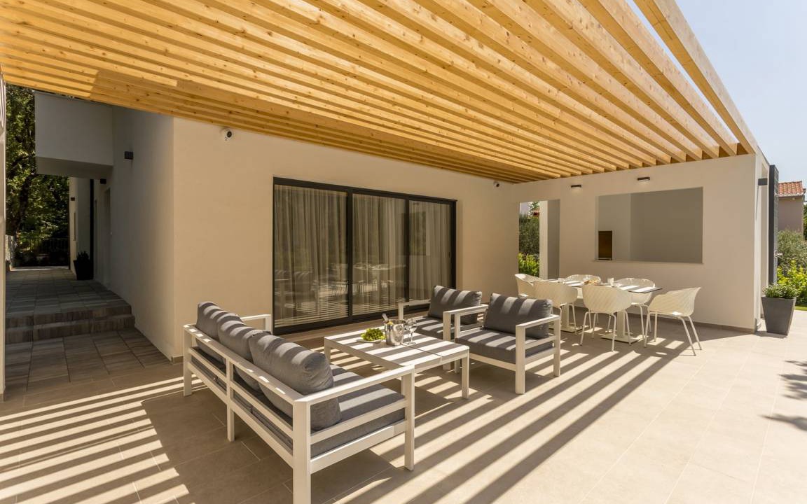 Photo of Patio Balcony in Srinjine
