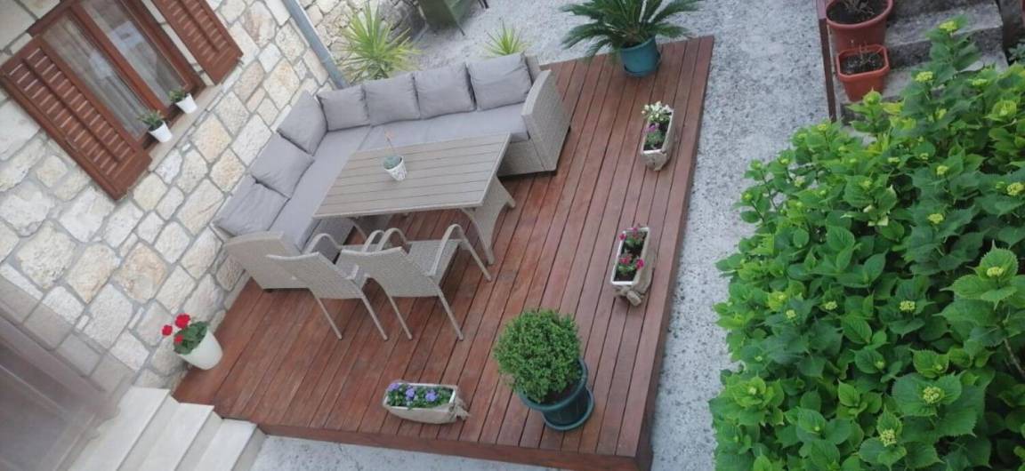 Photo of Patio Balcony in Dol