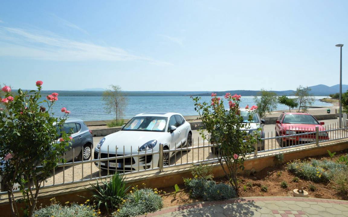 Photo of Others in Raslina