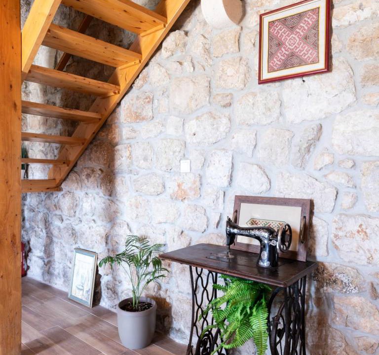Photo of Others in Mihanici