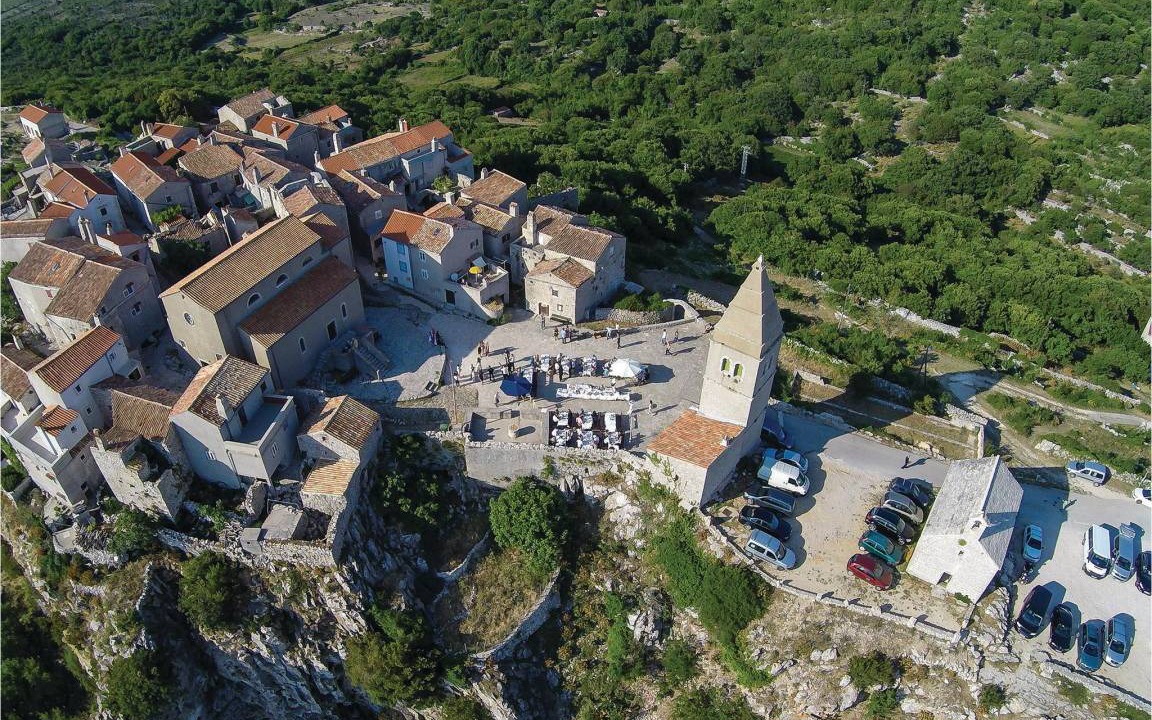 Photo of Others in Miholascica