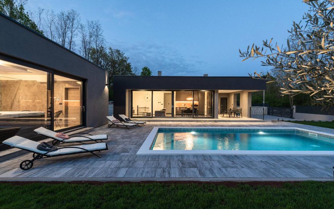 Photo of Others in Zupanici