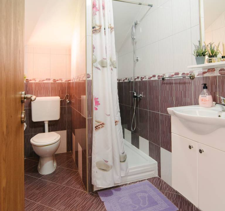 Photo of Bathroom in Korenica