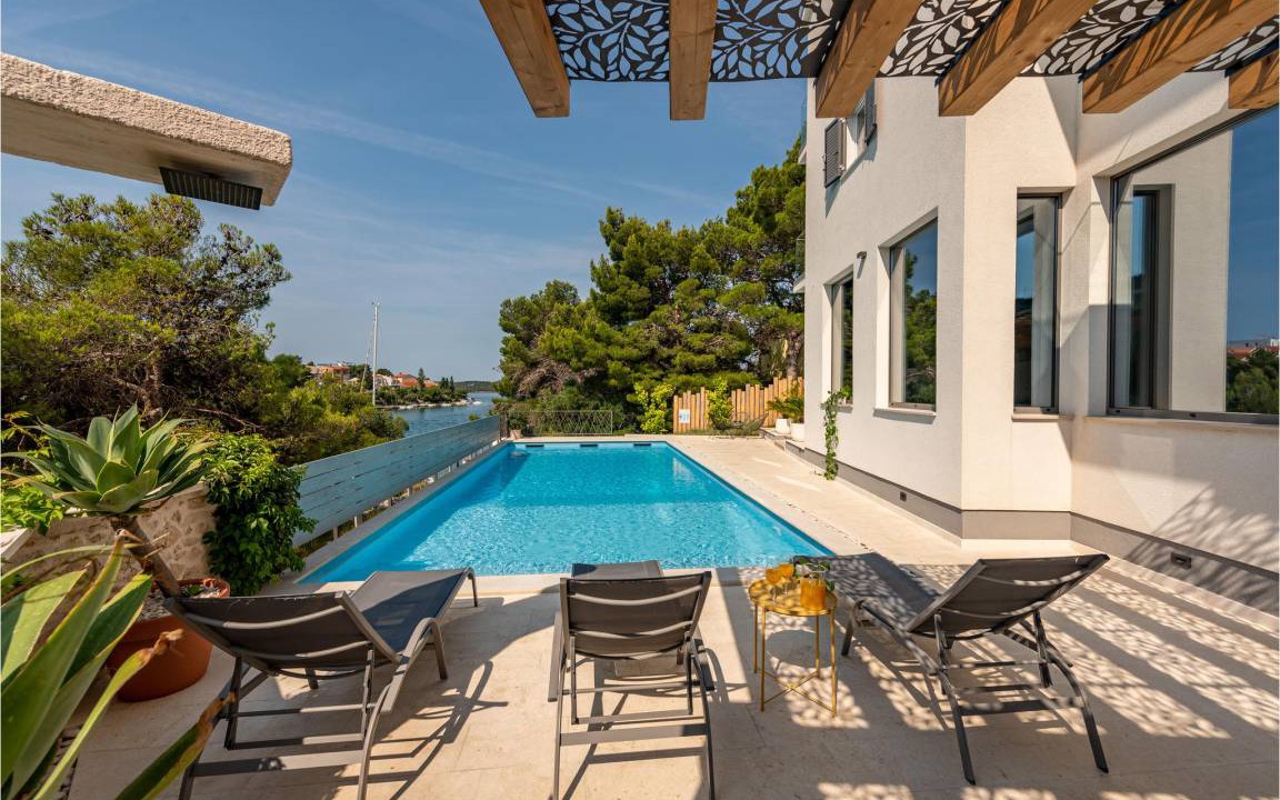 Photo of Others in Zaboric