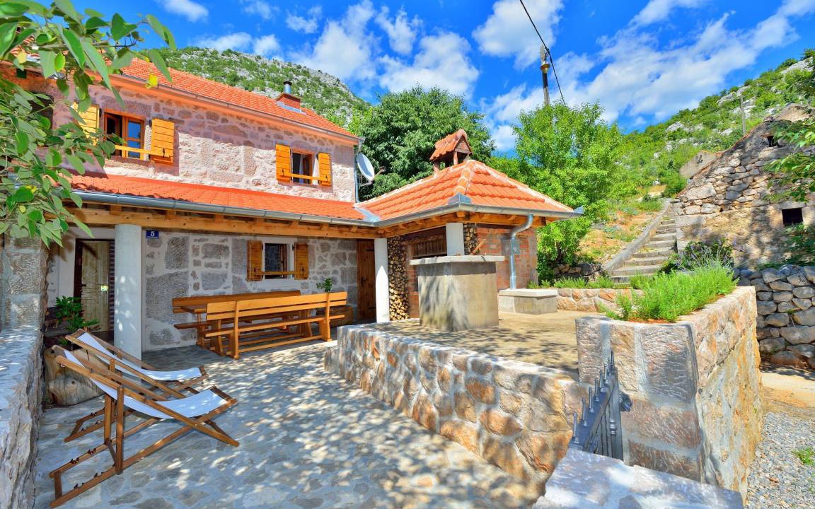 Photo of Others in Starigrad