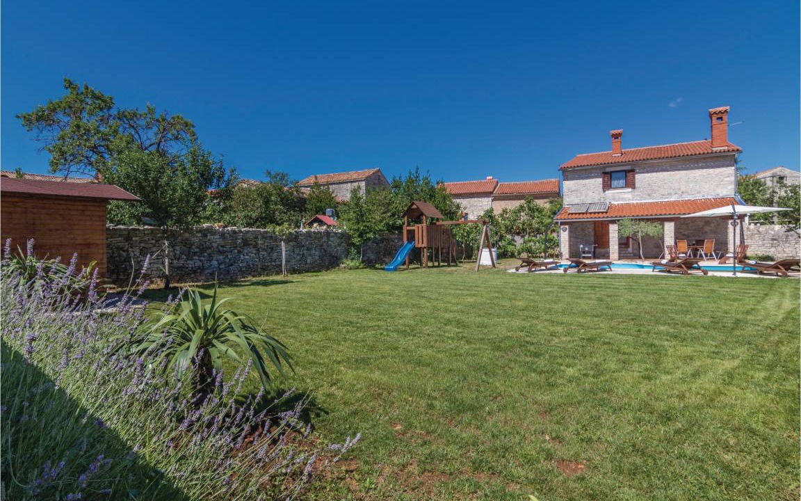 Photo of Others in Cabrunici