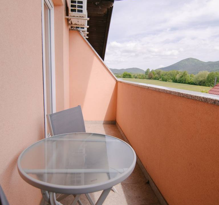 Photo of Patio Balcony in Korenica