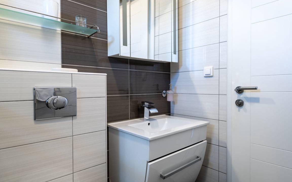 Photo of Bathroom in Kolan