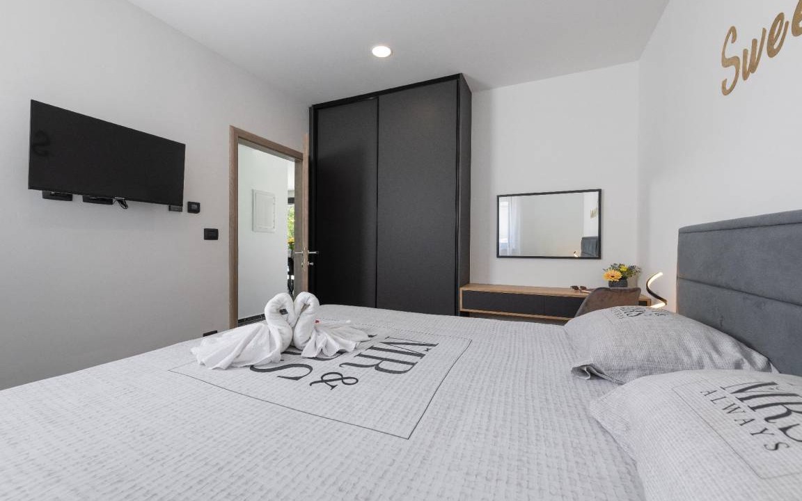 Photo of Others in Zupanici