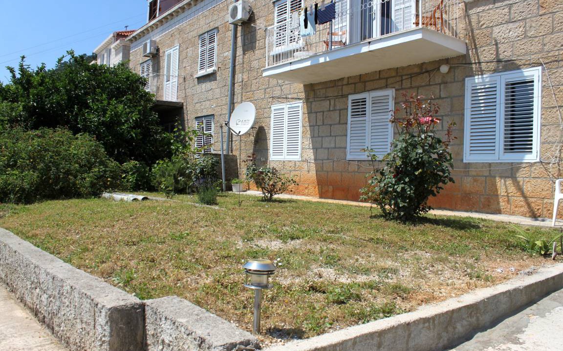 Photo of Others in Ploce