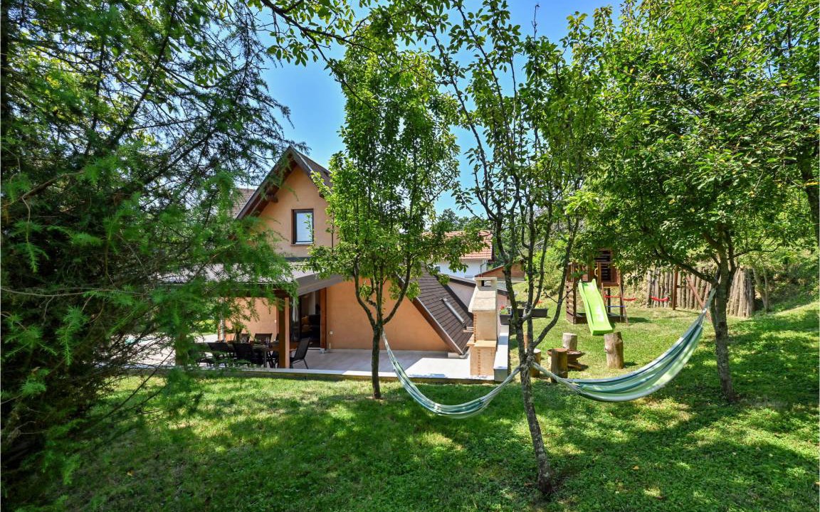 Photo of Others in Petrinja