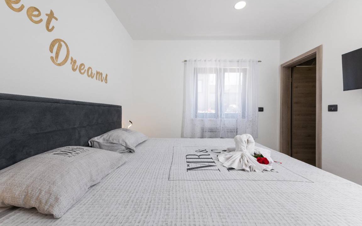 Photo of Others in Zupanici