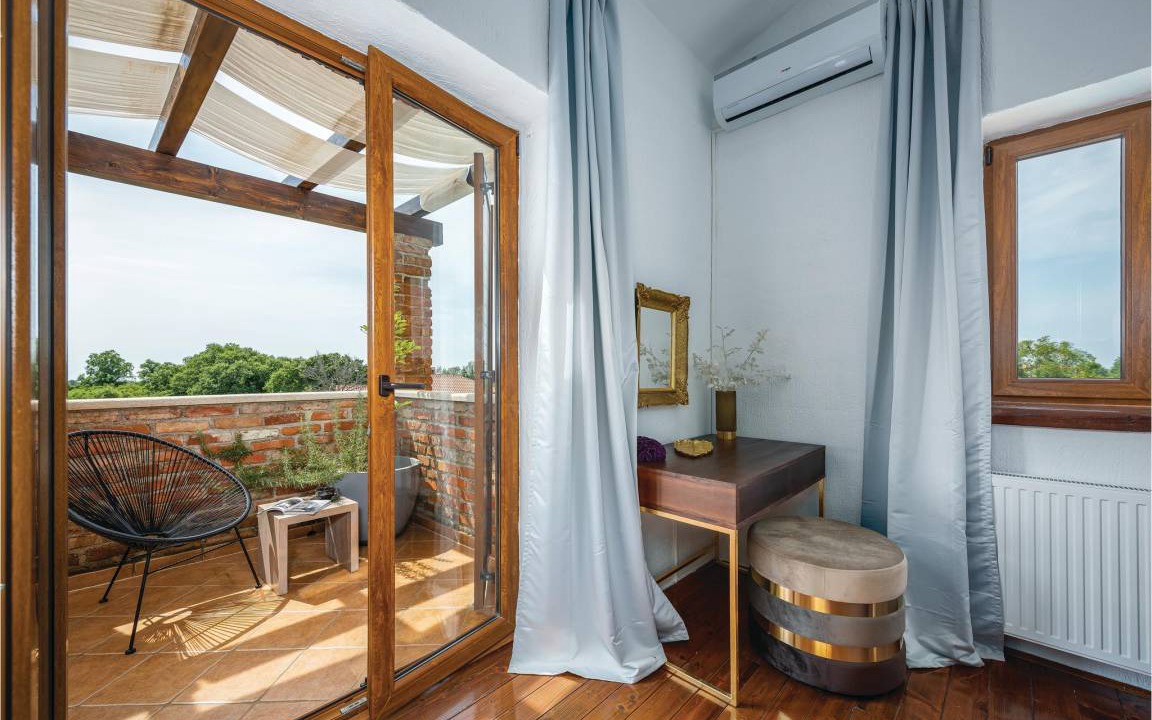 Photo of Patio Balcony in Cabrunici