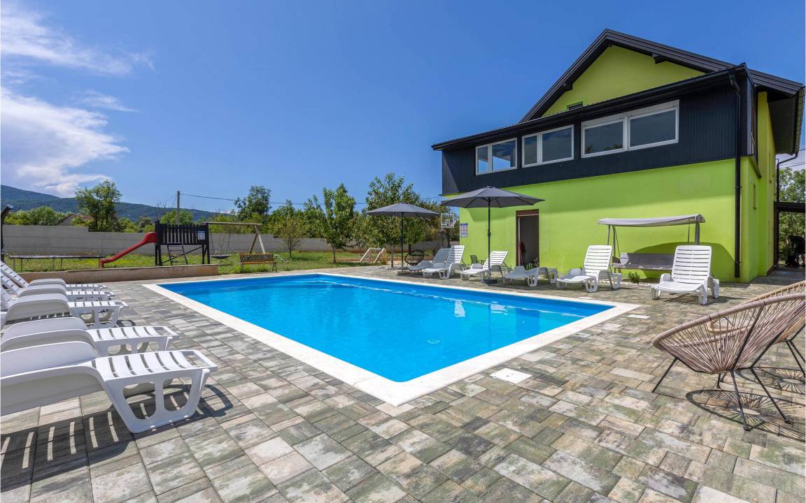 Photo of Others in Lovinac