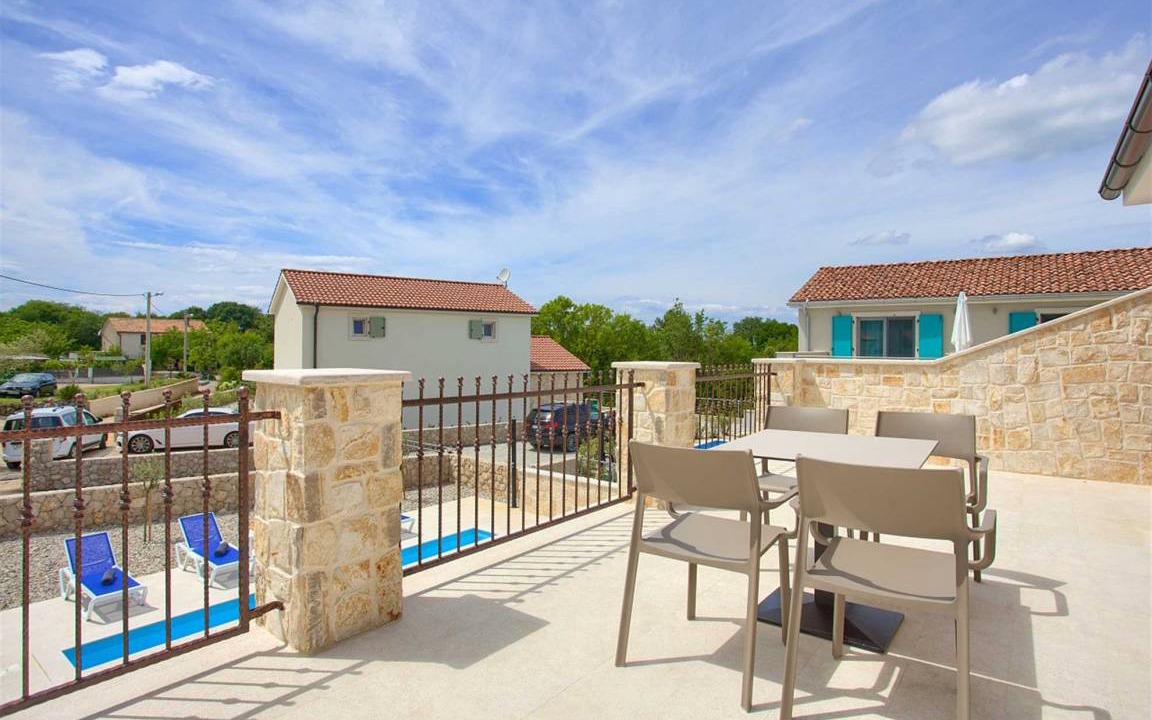 Photo of Patio Balcony in Rasopasno