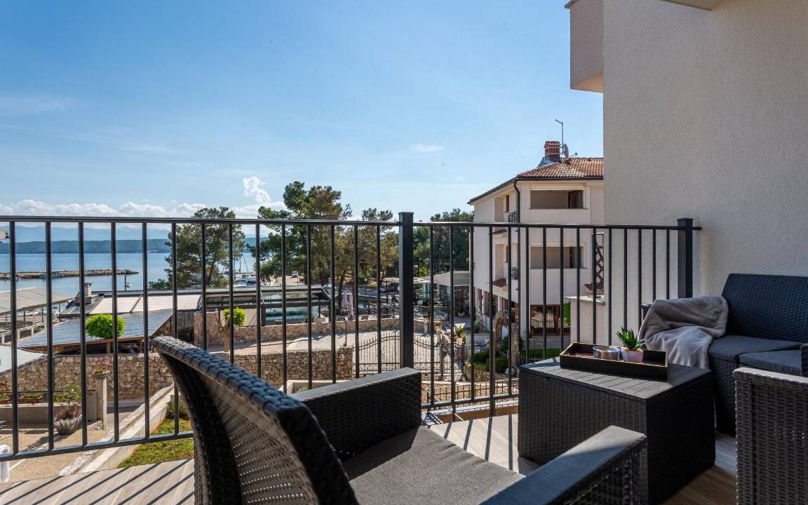 Photo of Patio Balcony in Porat
