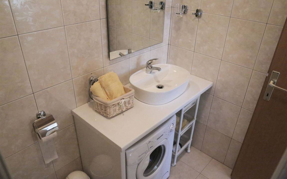 Photo of Bathroom in Vintijan
