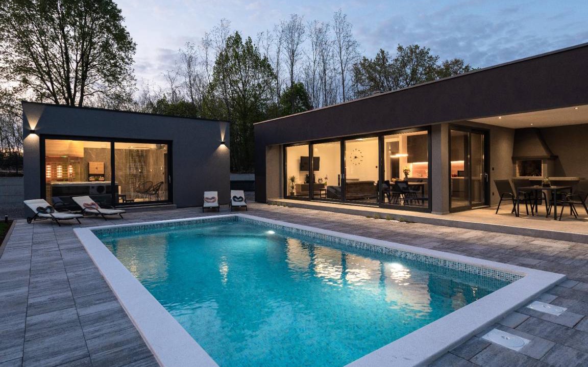 Photo of Others in Zupanici