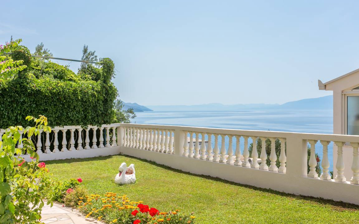 Photo of Patio Balcony in Podaca
