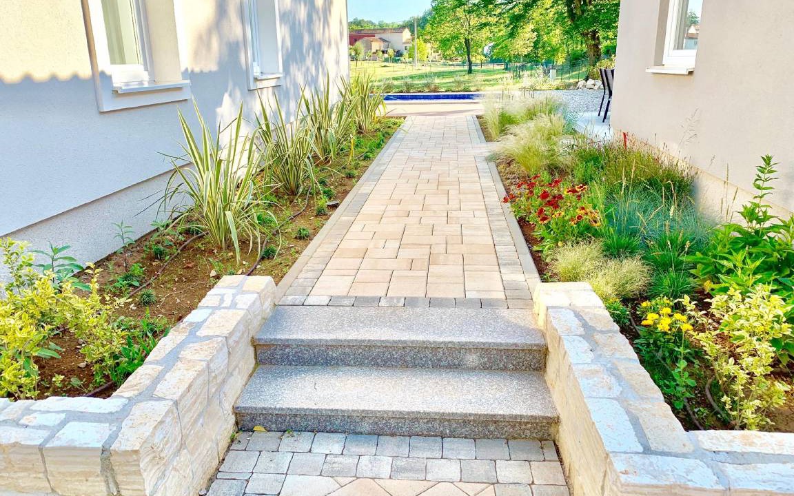 Photo of Others in Zupanici