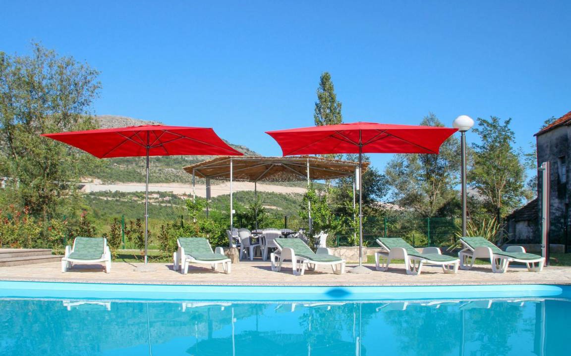 Photo of Others in Dusina