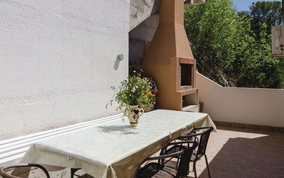 Photo of Patio Balcony in Duba