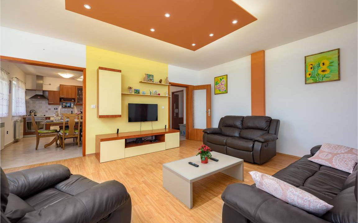 Photo of Livingroom in Topid