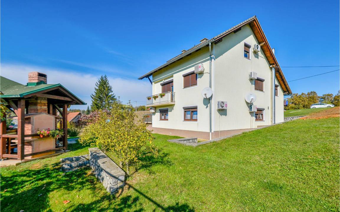 Photo of Others in Slunj