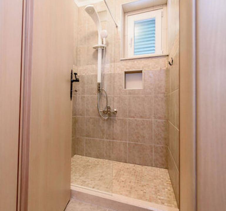 Photo of Bathroom in Brela