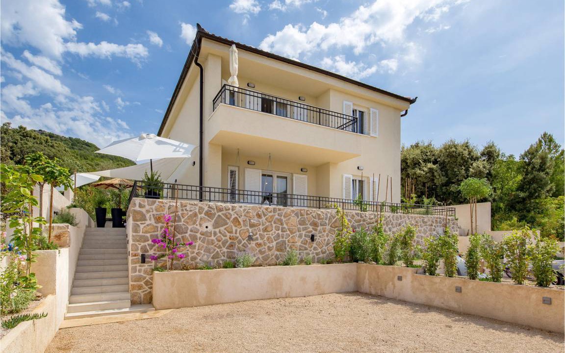 Photo of Others in Miholascica
