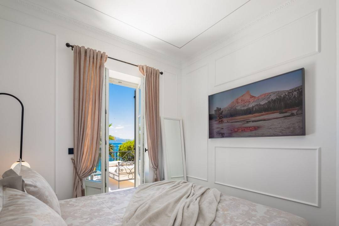 Photo of Bedroom in Slatine