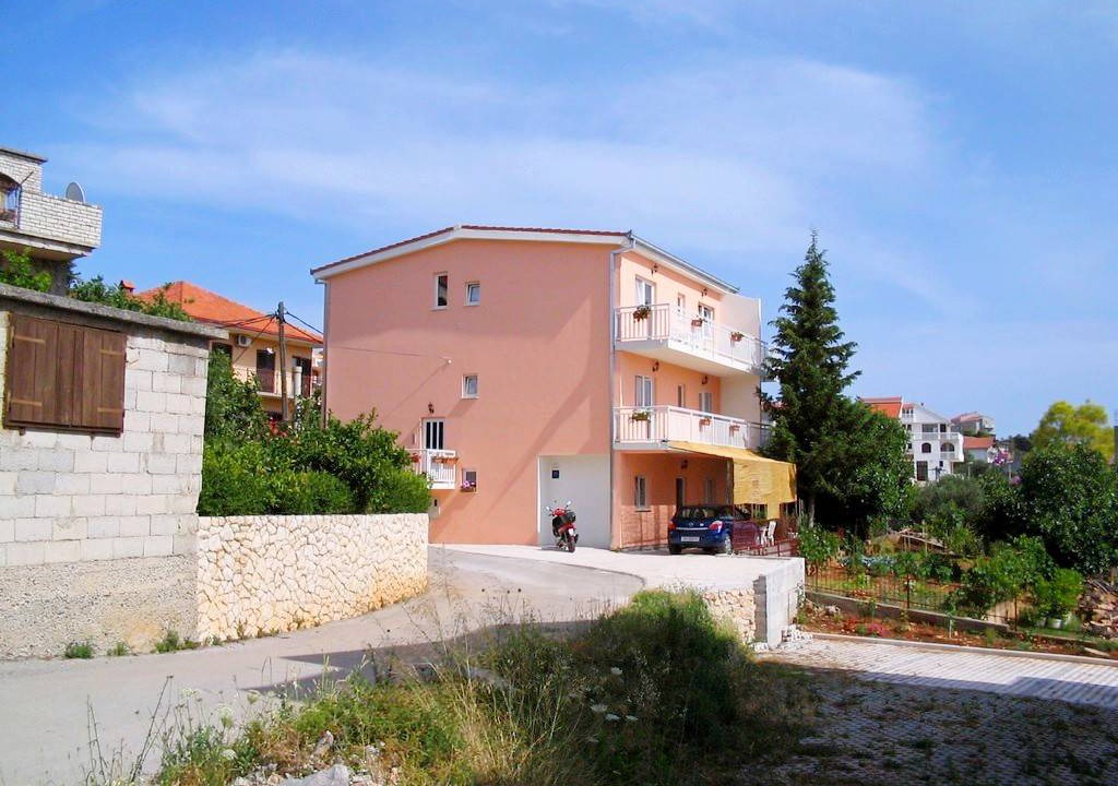 Photo of Others in Okrug Gornji