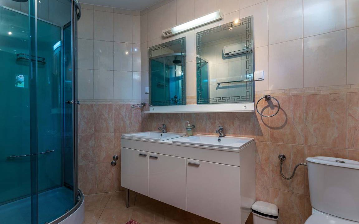 Photo of Bathroom in Pula