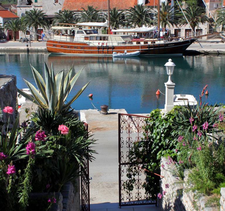 Photo of Others in Vrboska