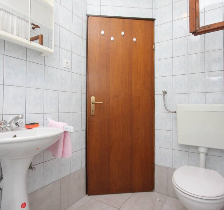 Photo of Bathroom in Municipality of Kali