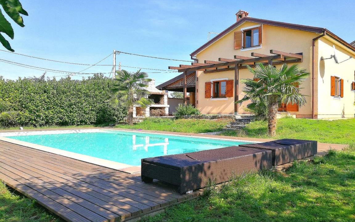 Photo of Others in Kastel